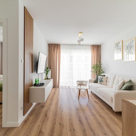 Horyzont Apartamenty - Navigator- Mozliwosc Wykupienia Sniadan!!! Kolobrzeg Luaran gambar